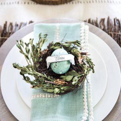 Easter tablescape inspiration on this round of Good Friday, Friday Finds!