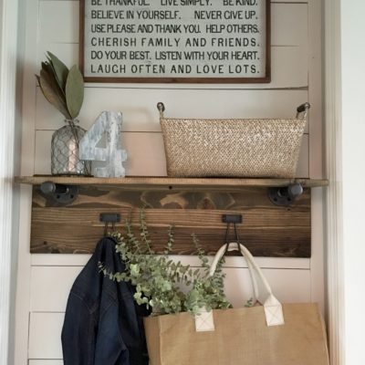 How to create a mudroom in a small space and make it farmhouse fabulous!