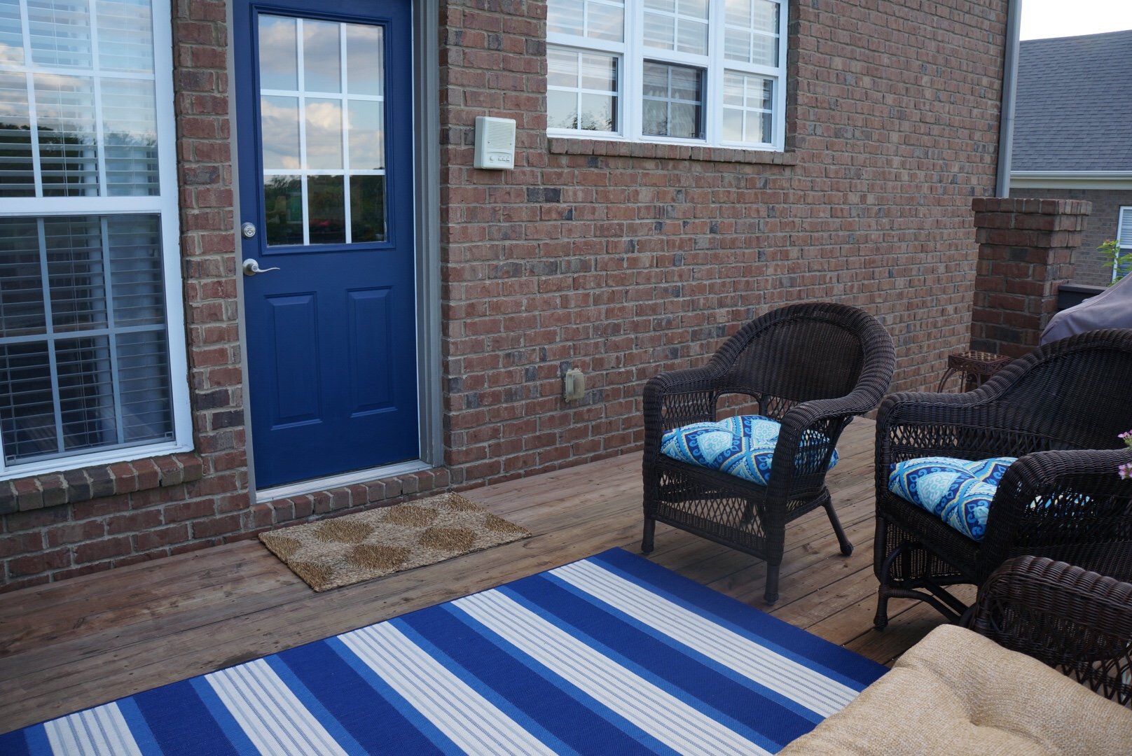 How I transformed my back door with a little paint in just a few hours!