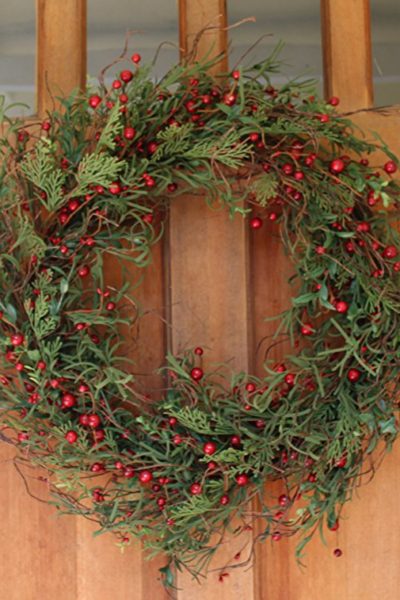 christmas decor gift guide berry wreath