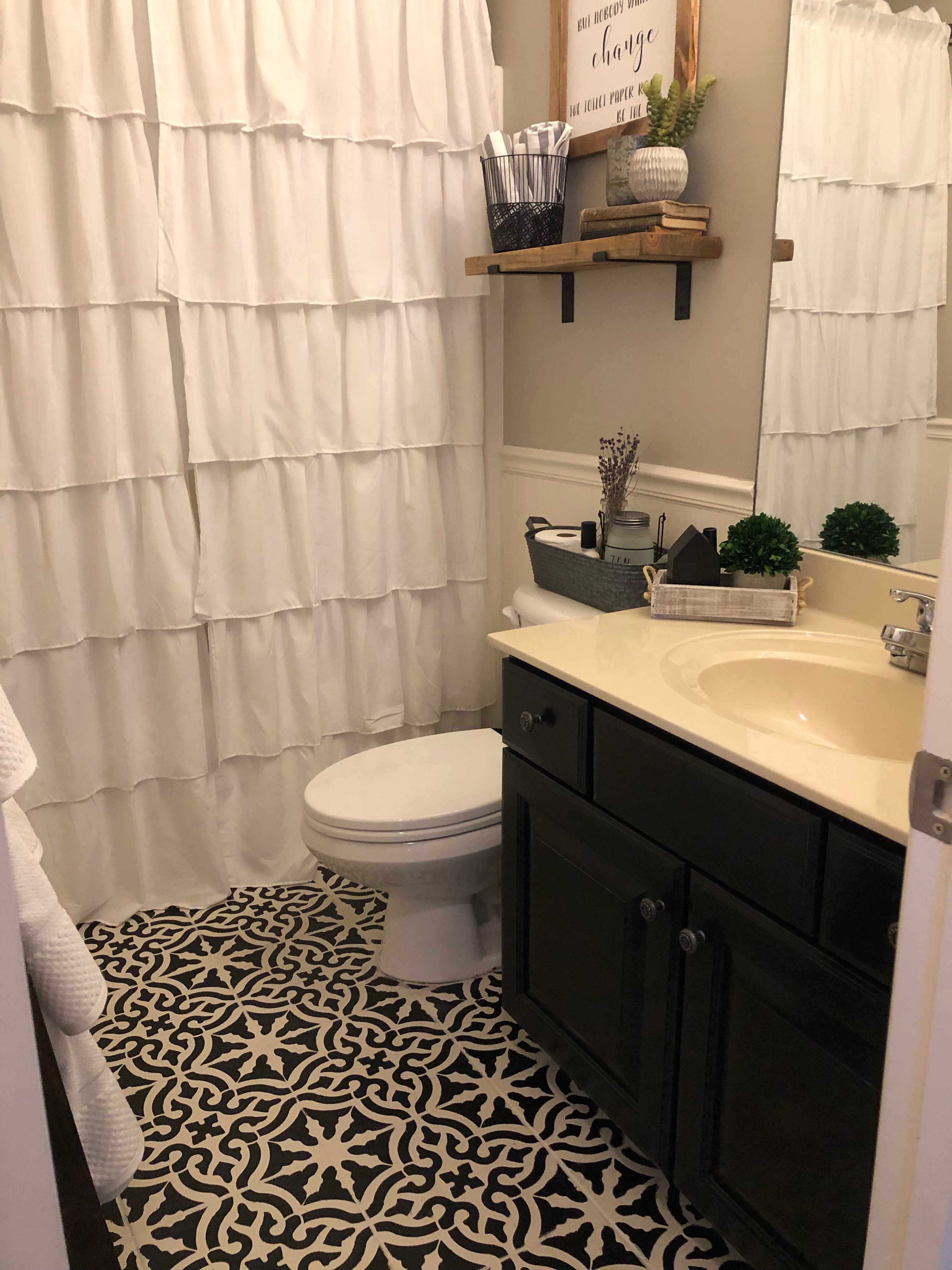 Stenciled ceramic tile floors for the win! Week 4 of the $100 room ...