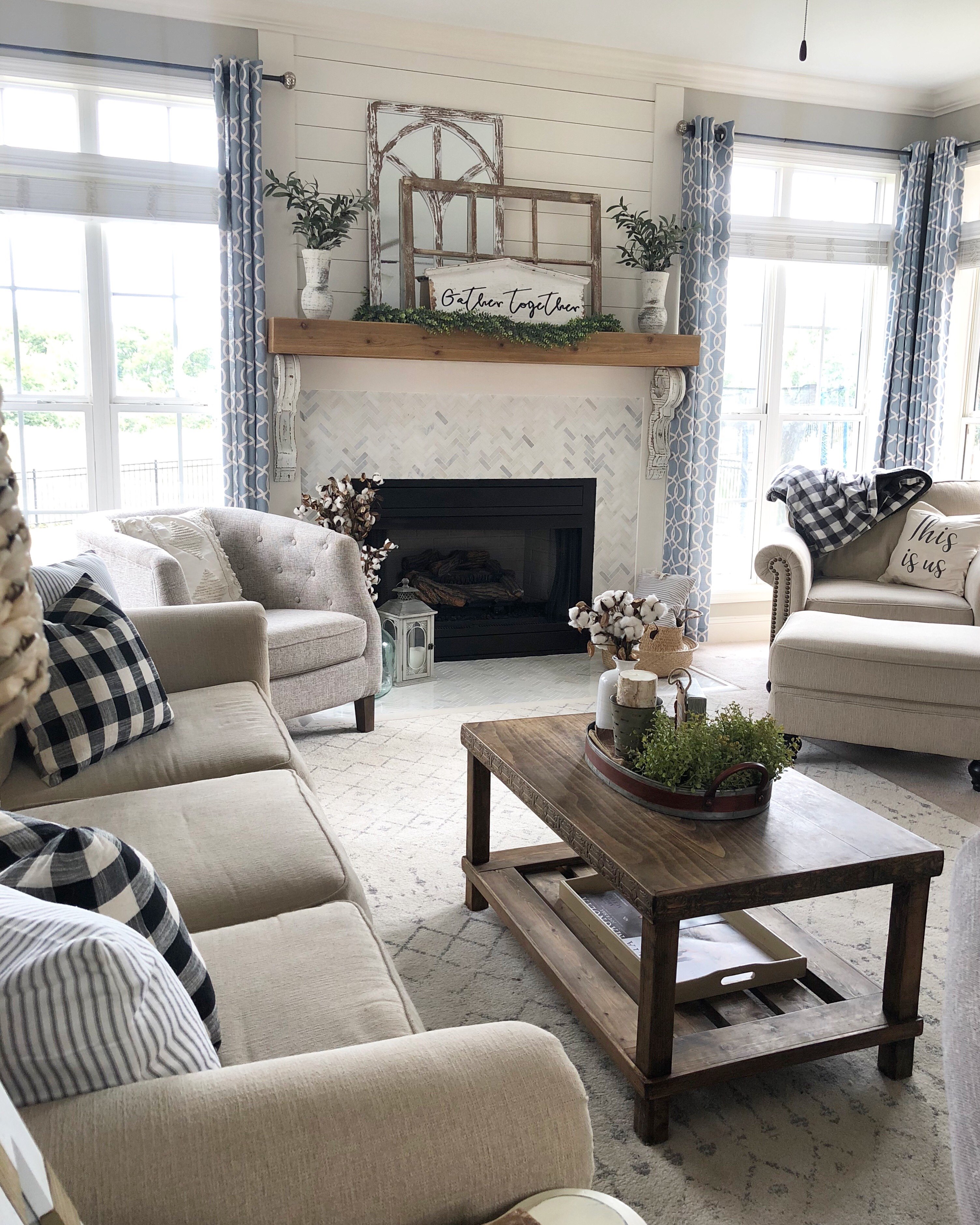 how to transition your decor from summer to a more neutralized look to get ready for Fall!