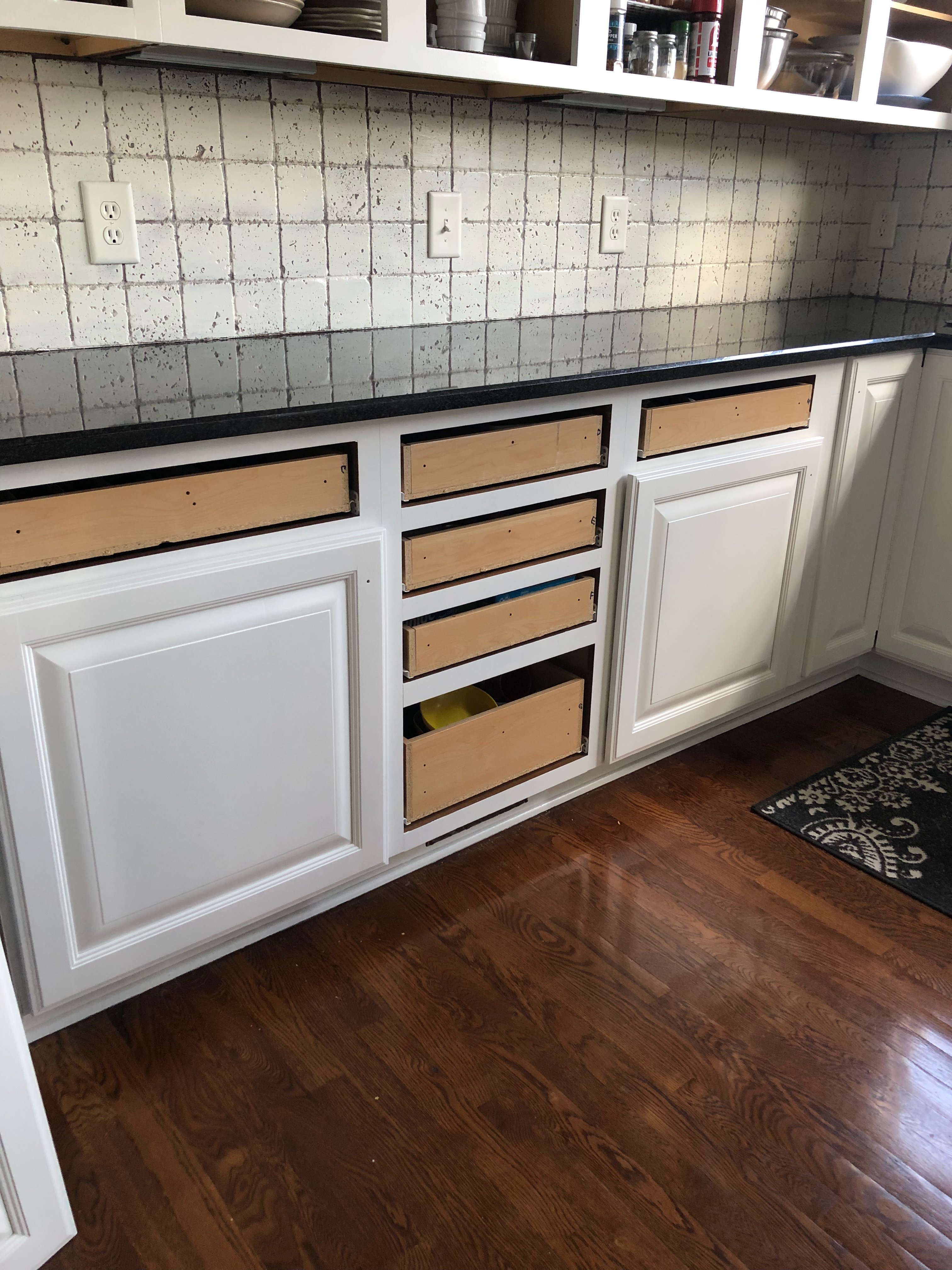 My Painted Kitchen Cabinet Makeover On Install Day Wilshire