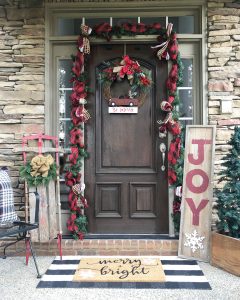 3 things every Christmas front porch should have! My new Kirkland's items!