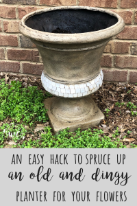 2 hacks to create easy outdoor planters for your flowers that will make a big impact!