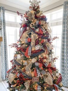 Christmas tree ideas using ribbon, buffalo check and polka dot!