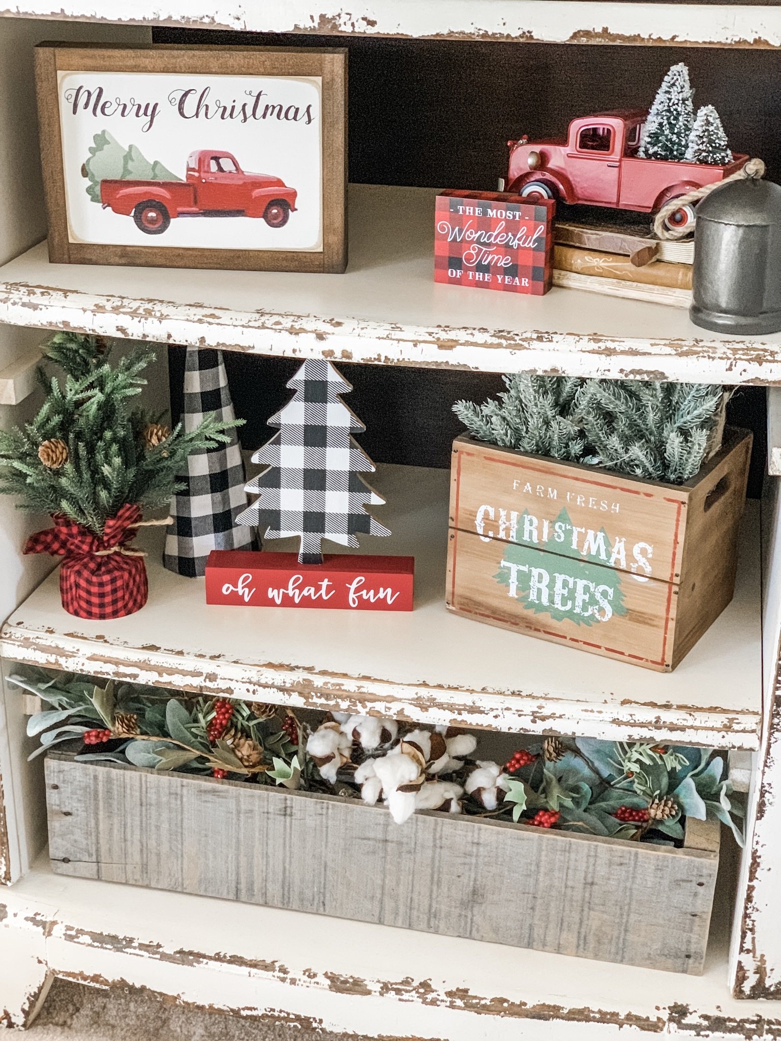 Christmas living room inspiration and ideas!