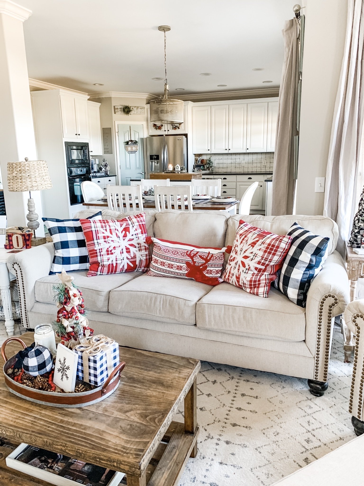 Christmas living room inspiration and ideas!