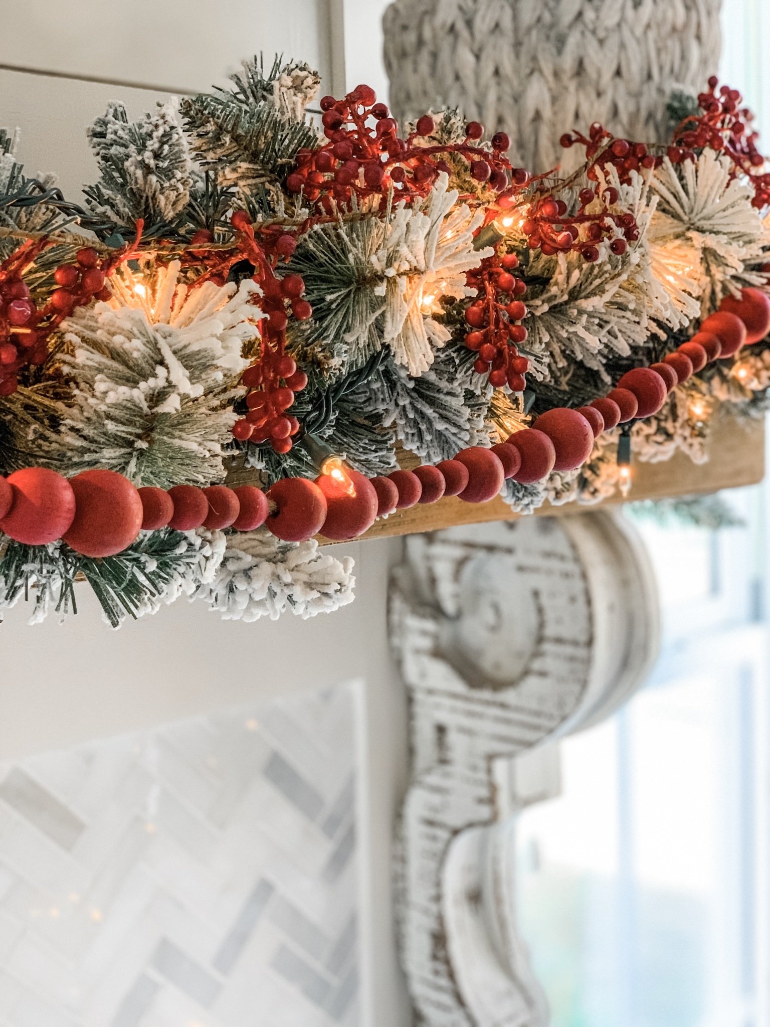 How to hang garland on your mantel this Christmas! 