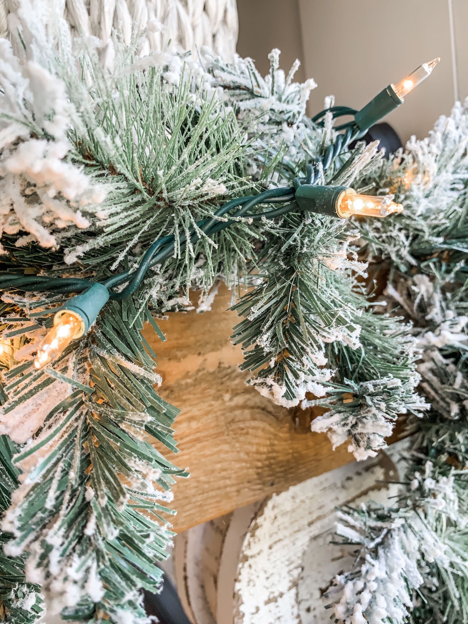 How to hang garland on your mantel this Christmas! - Wilshire Collections