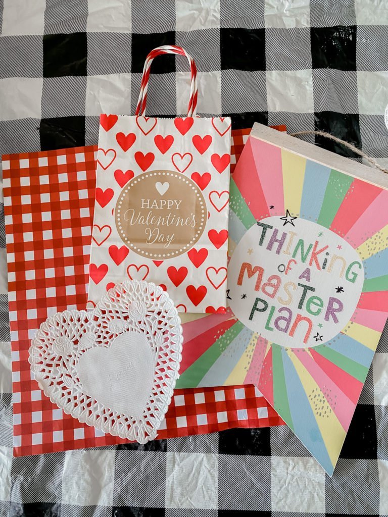 Dollar Tree Valentine's craft- adorable hanging pendant! 