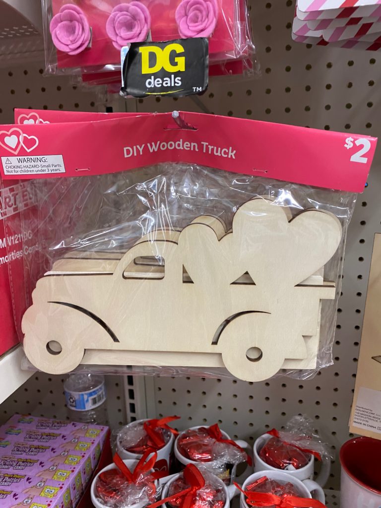 Valentine's decor from Dollar General- 10 must have items!