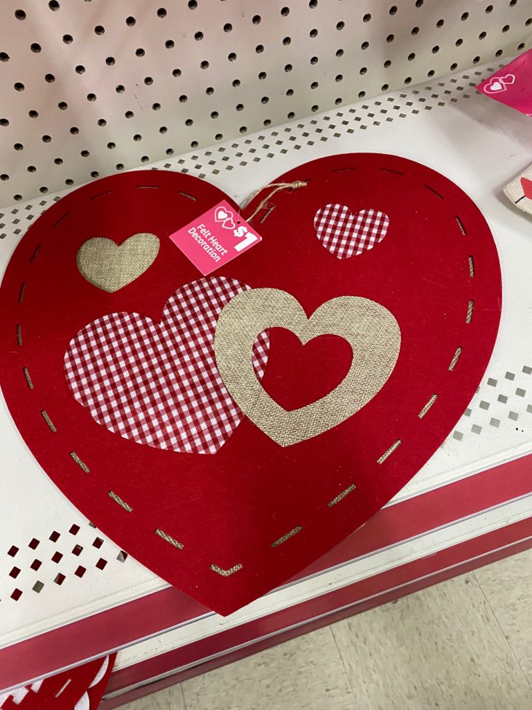 Valentine's decor from Dollar General- 10 must have items!