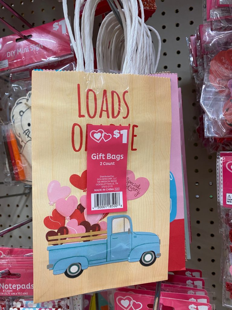 Valentine's decor from Dollar General- 10 must have items!