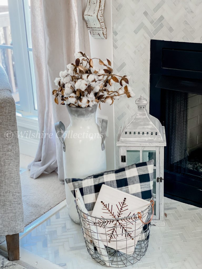 https://www.wilshirecollections.com/wp-content/uploads/2020/01/Winter-mantel-ideas-2-768x1024.jpg