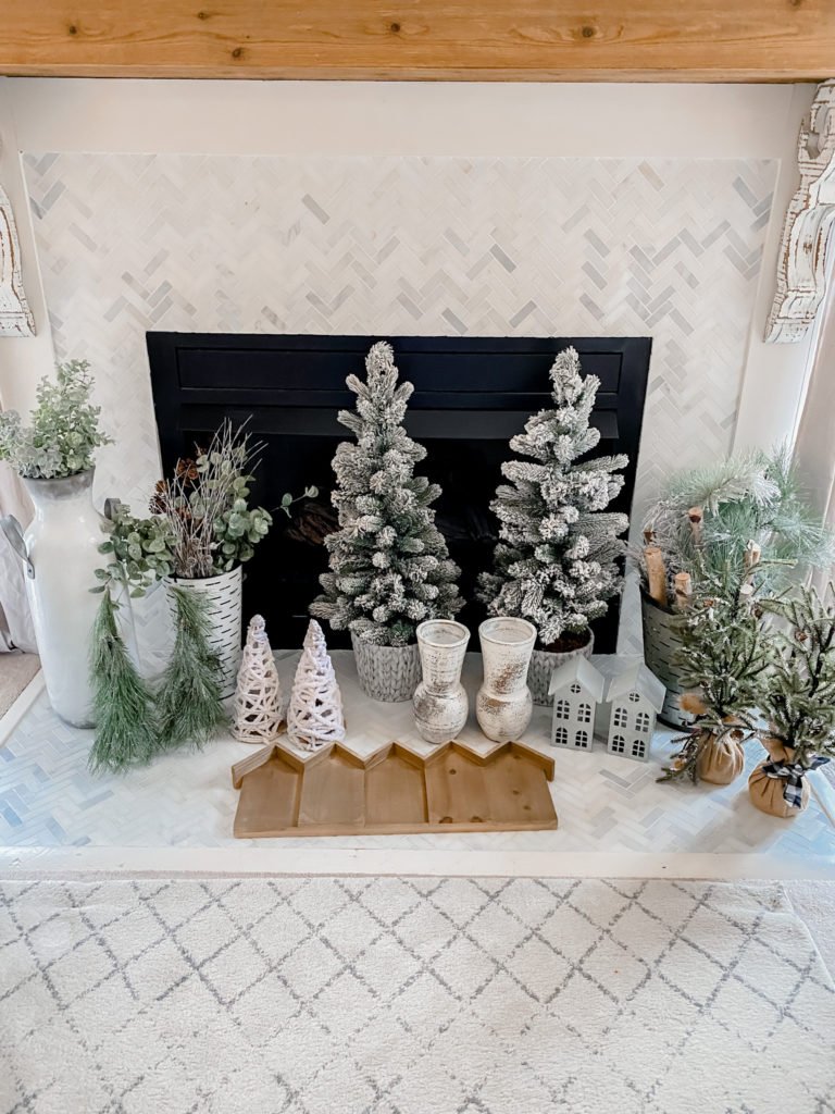 Winter mantel ideas for a cozy and neutral look!