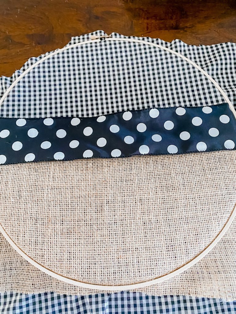 DIY embroidery hoop farmhouse wreath