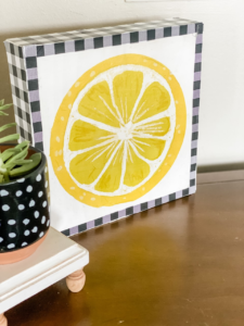 DIY napkin sign with lemons and buffalo check