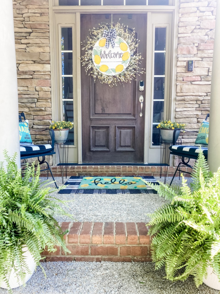 Front porch decor using lemons and buffalo check