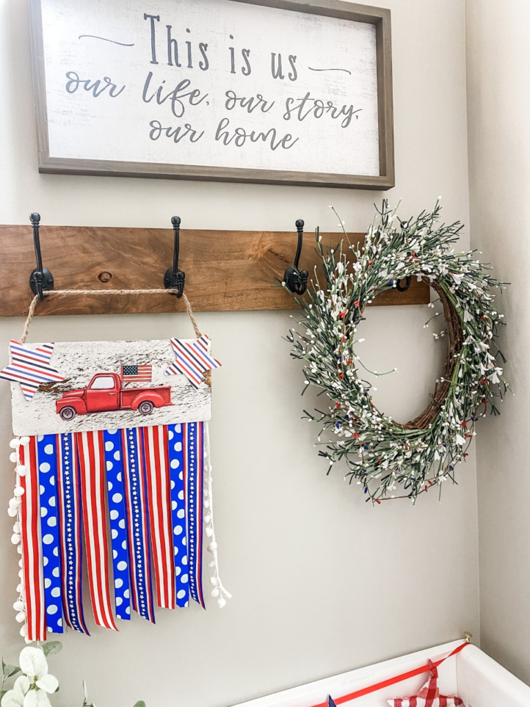 Patriotic decor ideas for Summer! 