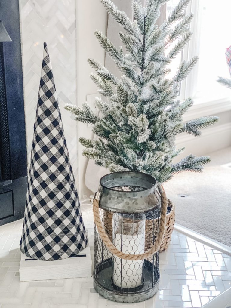 Christmas mantel decor and inspiration