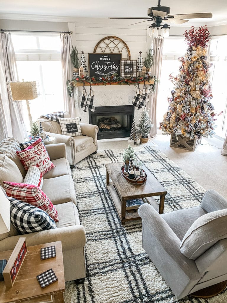 Christmas living room ideas and inspiration