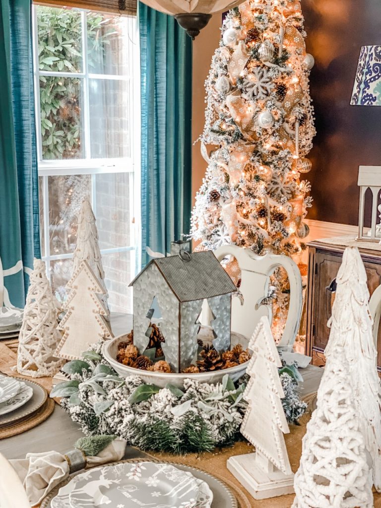 Neutral Christmas dining room centerpiece
