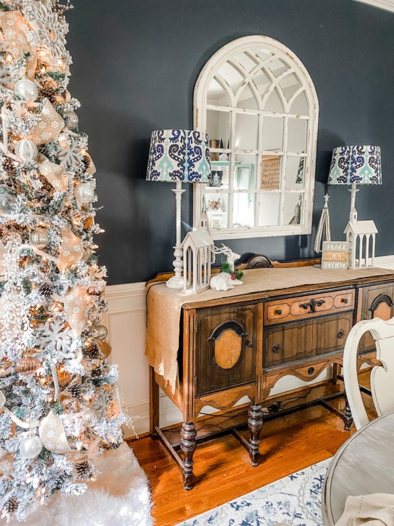 Neutral Christmas dining room