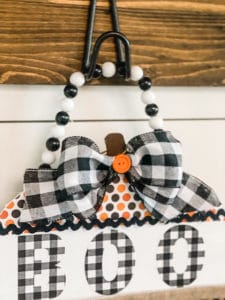 DIY Halloween Sign