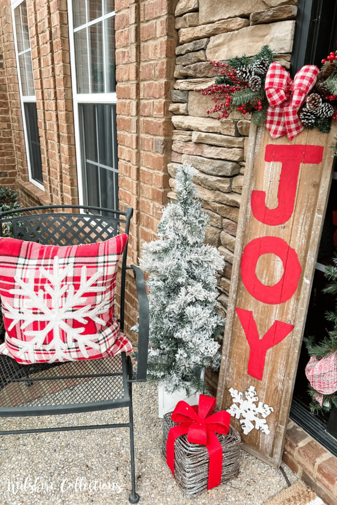 Cute Christmas porch ideas