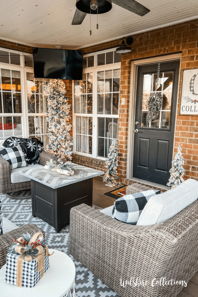 Cute Christmas porch ideas