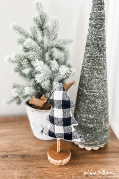 Snowy yarn tree DIY