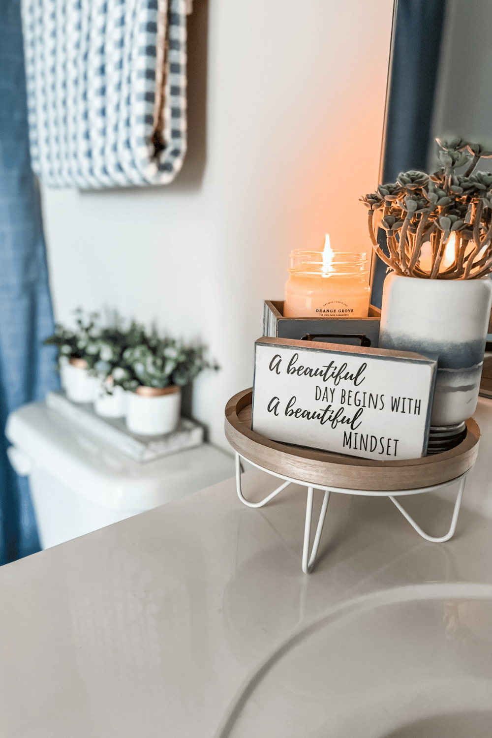 Simple bathroom decorating ideas on a budget 