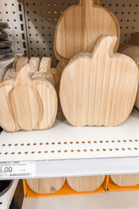 DIY pumpkin shelf sitter
