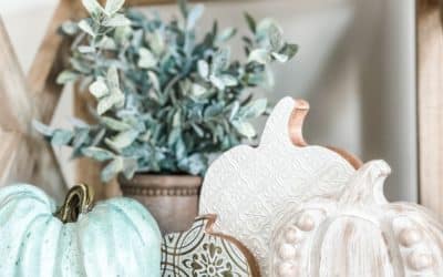 Beautiful DIY pumpkin shelf sitter