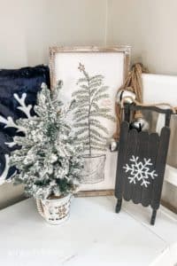 Black and white Christmas decor ideas