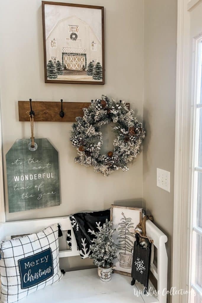 Black and white Christmas decor ideas