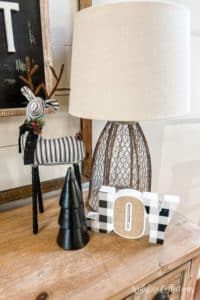 Black and white Christmas decor ideas