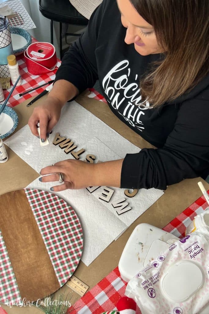 DIY Christmas door hanger 