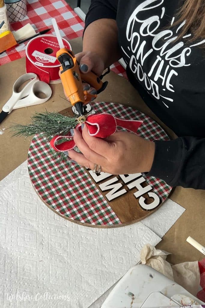 DIY Christmas door hanger 