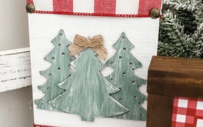 Festive DIY Christmas sign for your home!