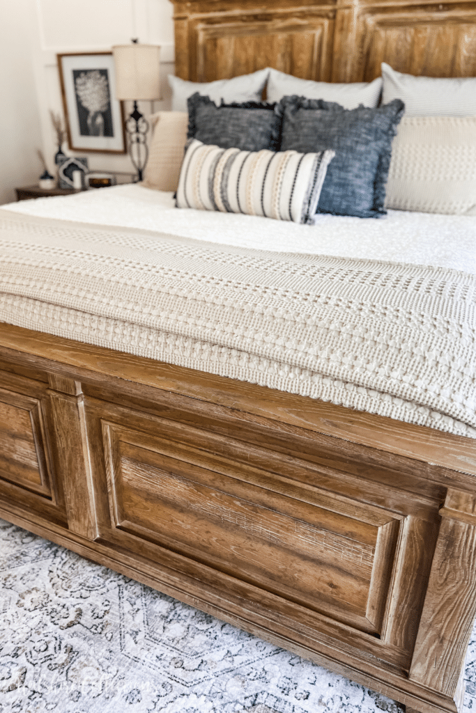Neutral and navy bedding