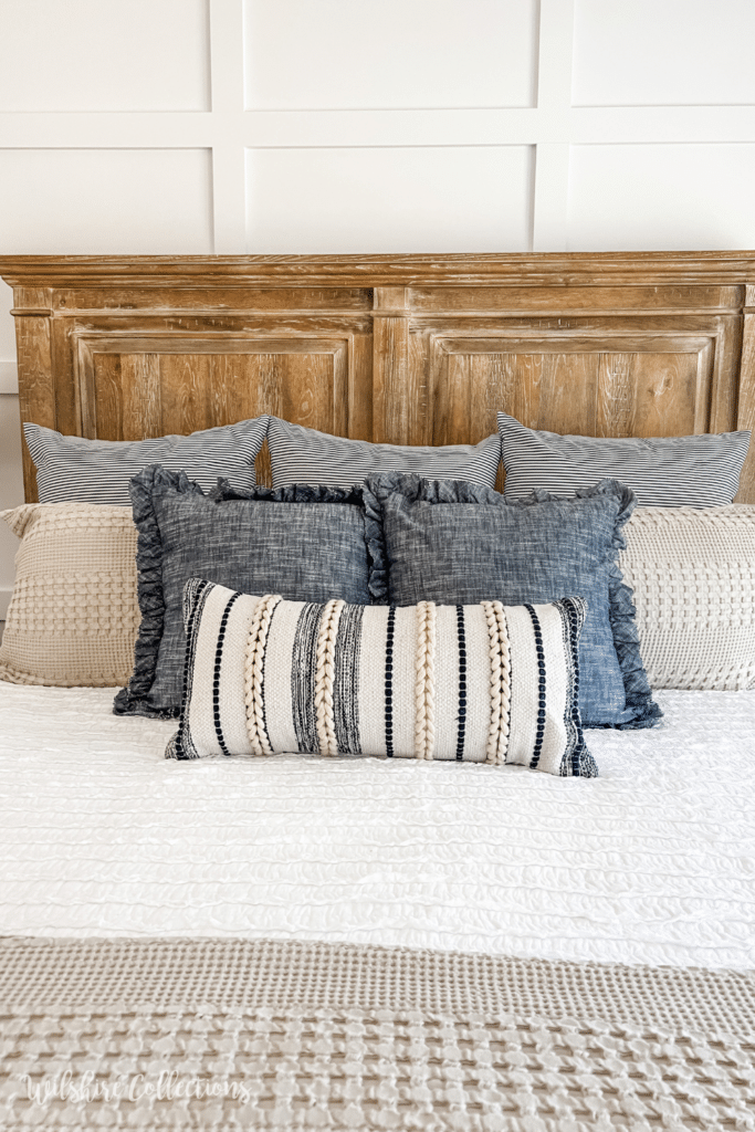 Neutral and navy bedding 