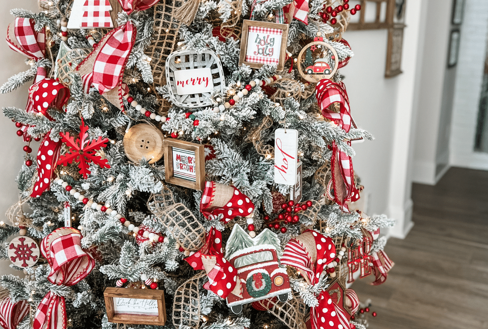 How to decorate a Christmas tree with ribbon in 5 easy steps!