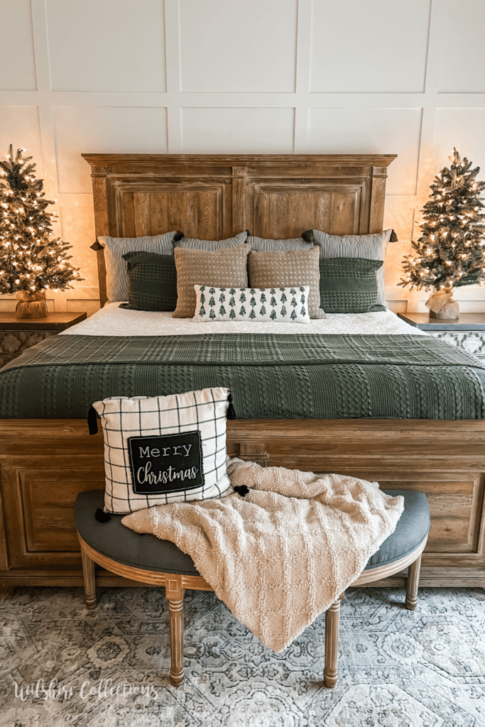 Neutral Christmas bedroom decor ideas