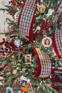 Classic Christmas living room decor