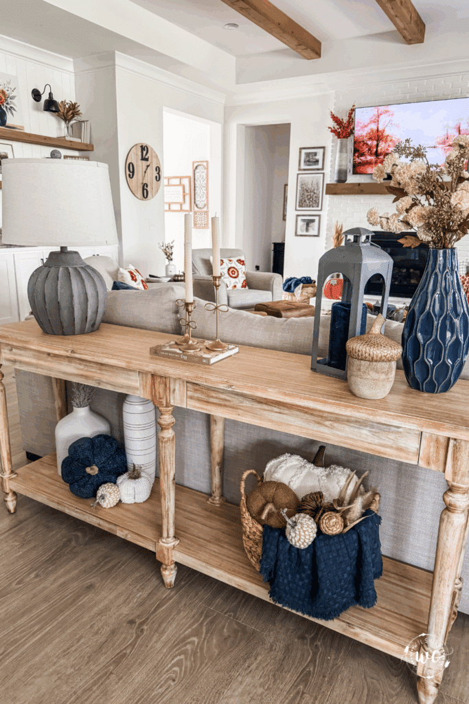 How to add cozy fall vibes to your home 